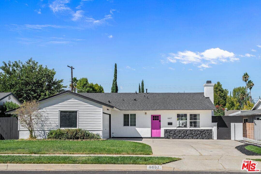 6607 Farralone Ave - Photo 1