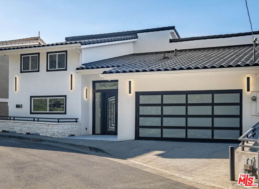 8041 Bulwer Dr - Photo 1