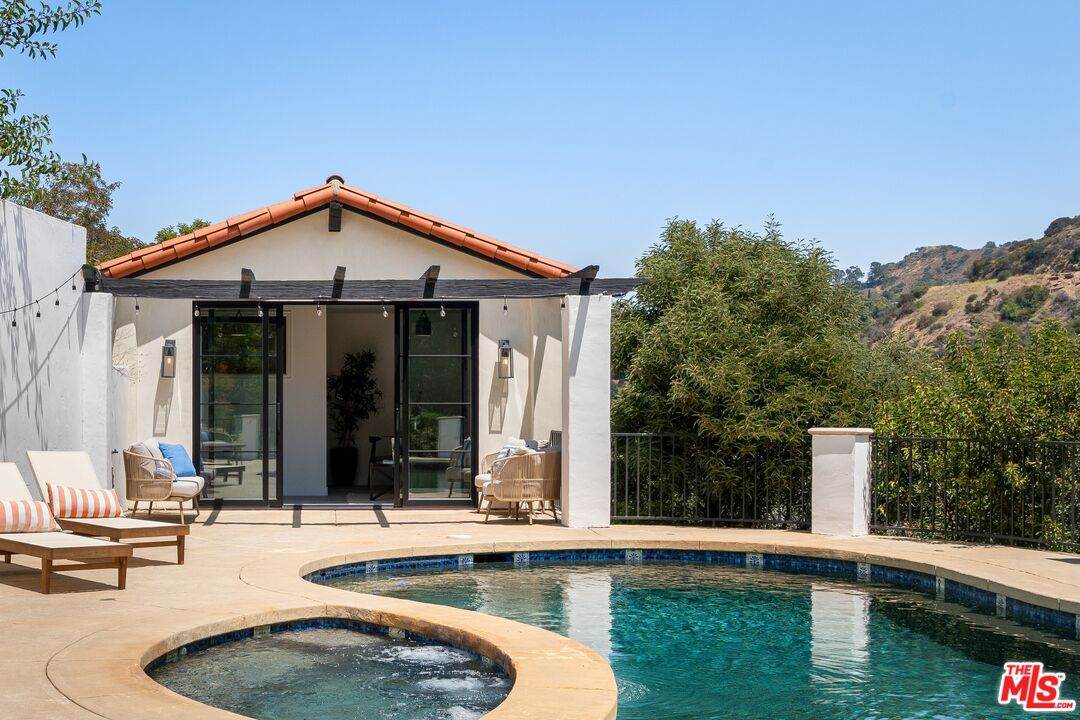 8171 Tianna Rd - Photo 1