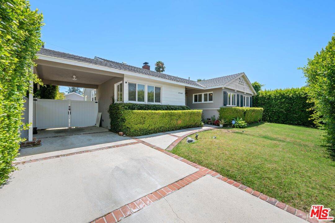19540 Gilmore St - Photo 1