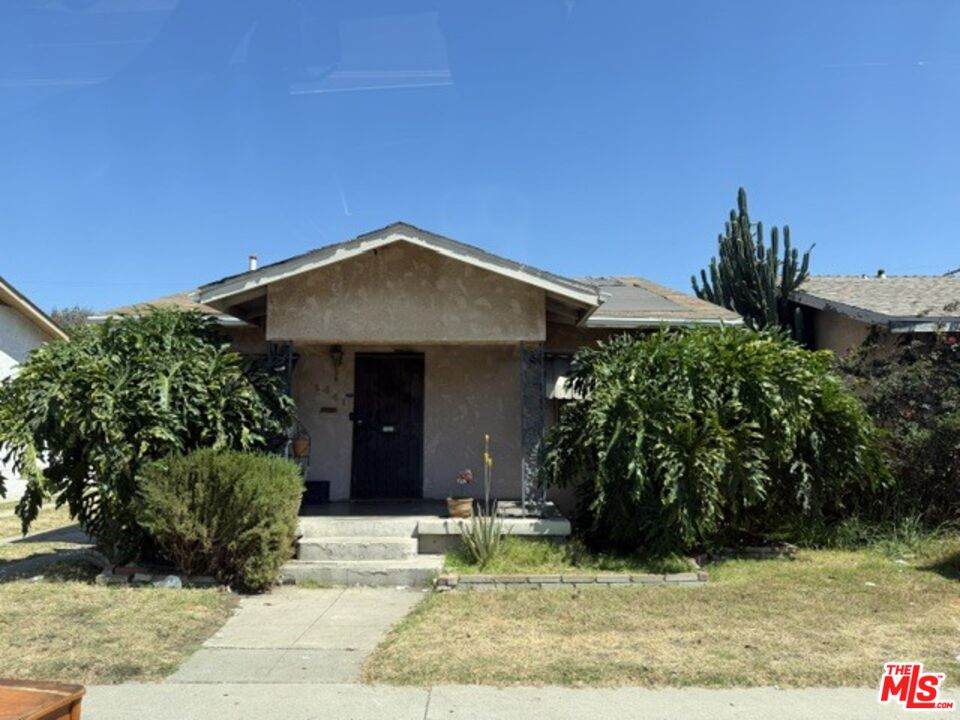 1441 Gage Ave - Photo 1