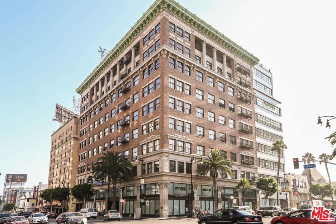 1645 Vine Street - Photo 1