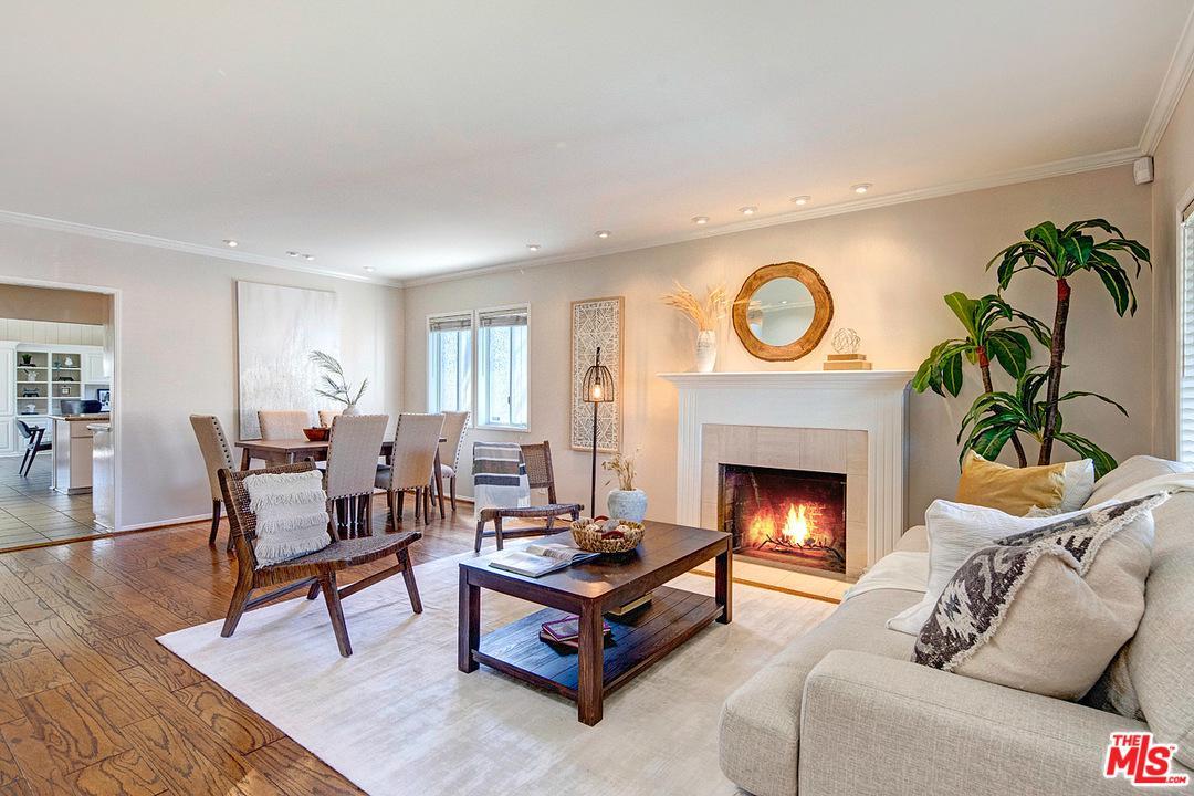 7004 85TH Street - Photo 1