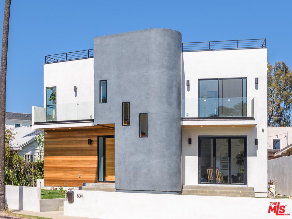 804 California Avenue - Photo 1