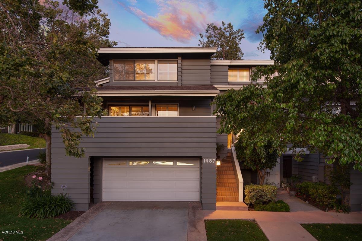 1487 View Drive - Photo 1