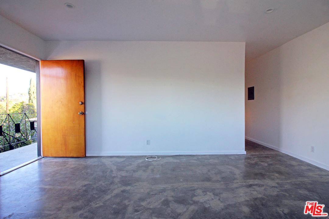 4110 Division Place - Photo 1