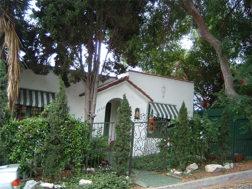 1632 Lucretia Avenue - Photo 1