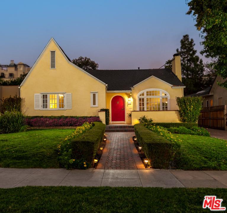 544 Lillian Way - Photo 1