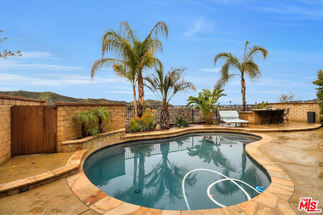 26583 Millhouse Drive - Photo 1