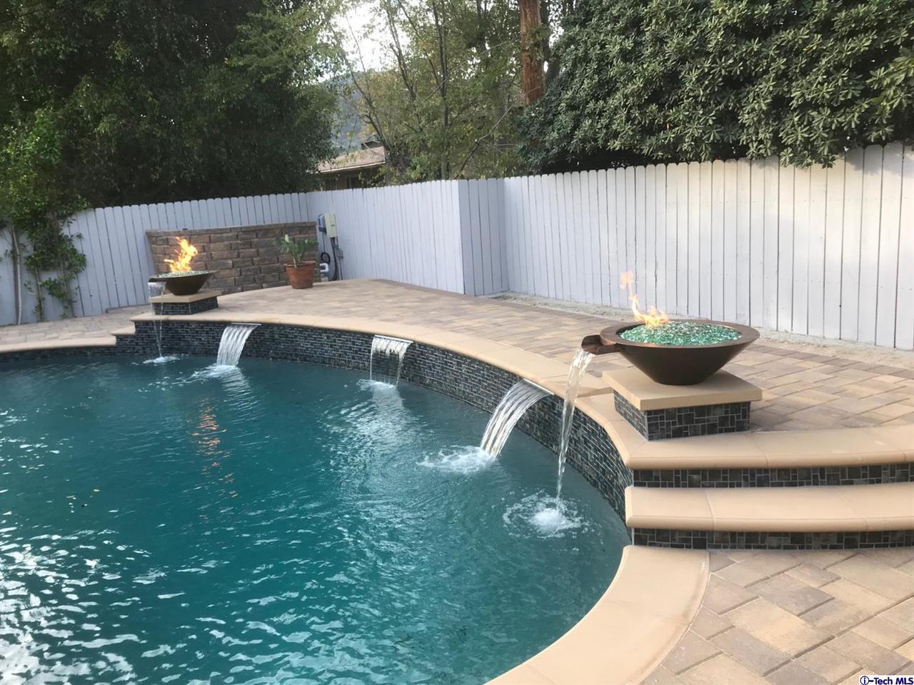 1811 Hillside Drive - Photo 1