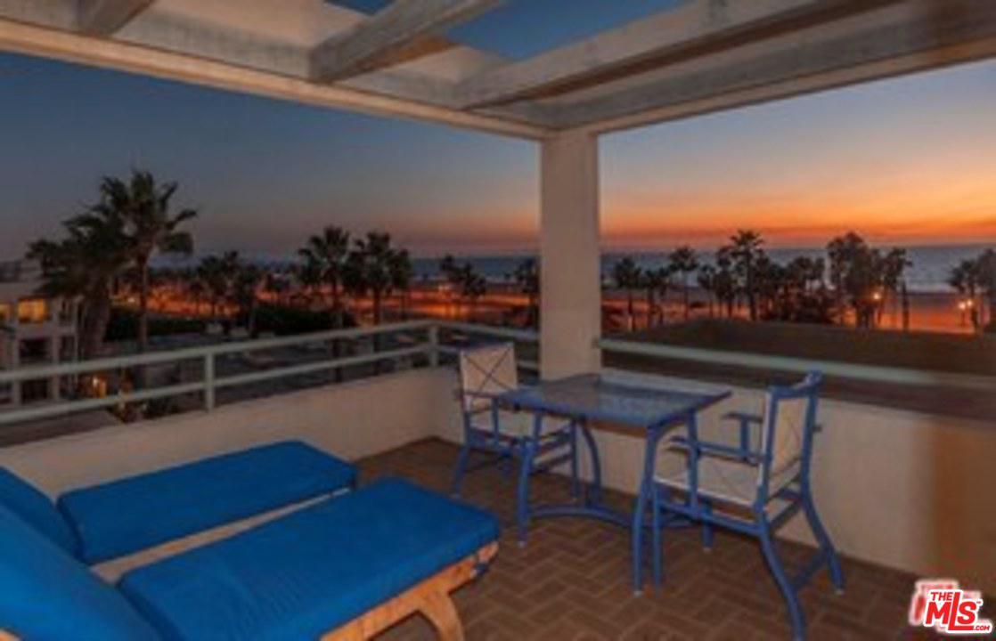 110 Ocean Park Boulevard - Photo 1