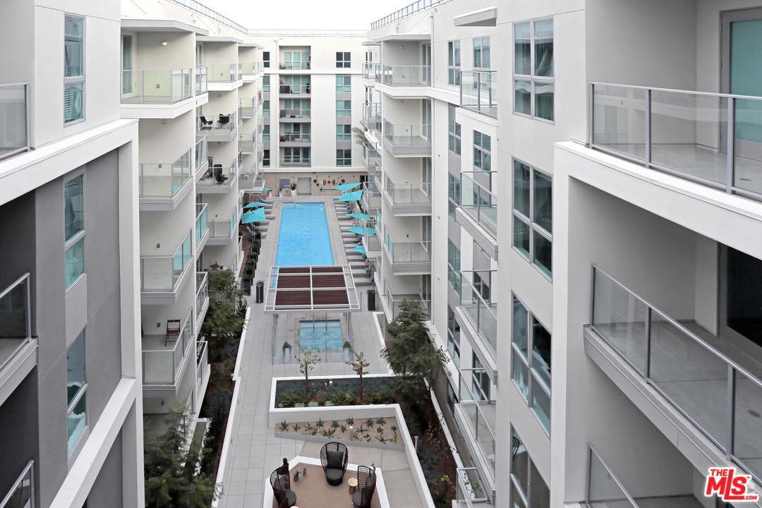620 Virgil Avenue - Photo 1