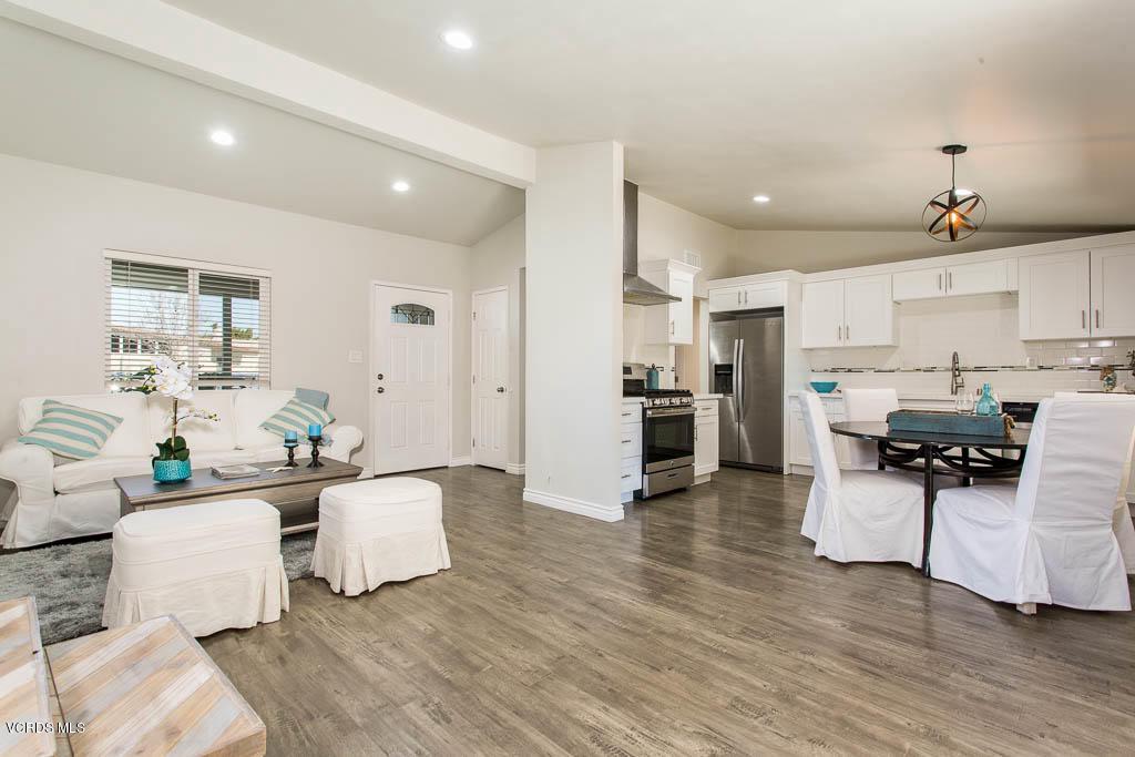 1158 Windsor Drive - Photo 1