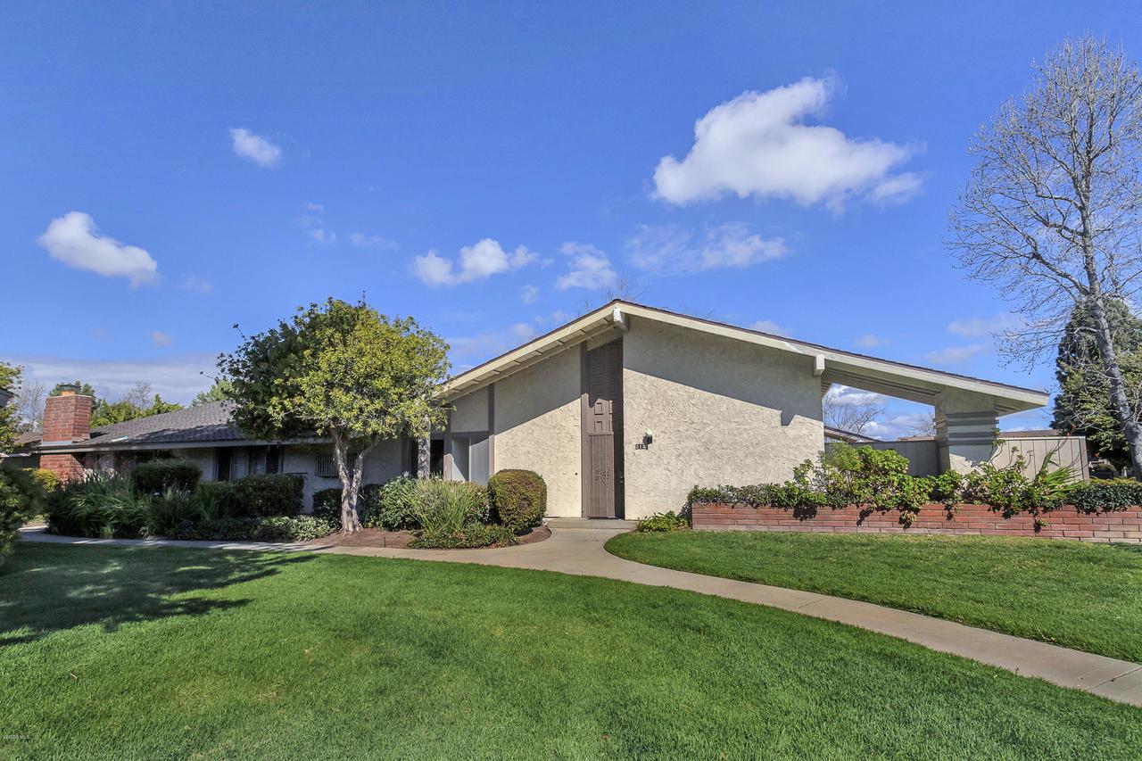 513 Holly Avenue - Photo 1