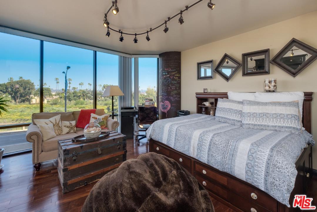 4316 Marina City Drive - Photo 1