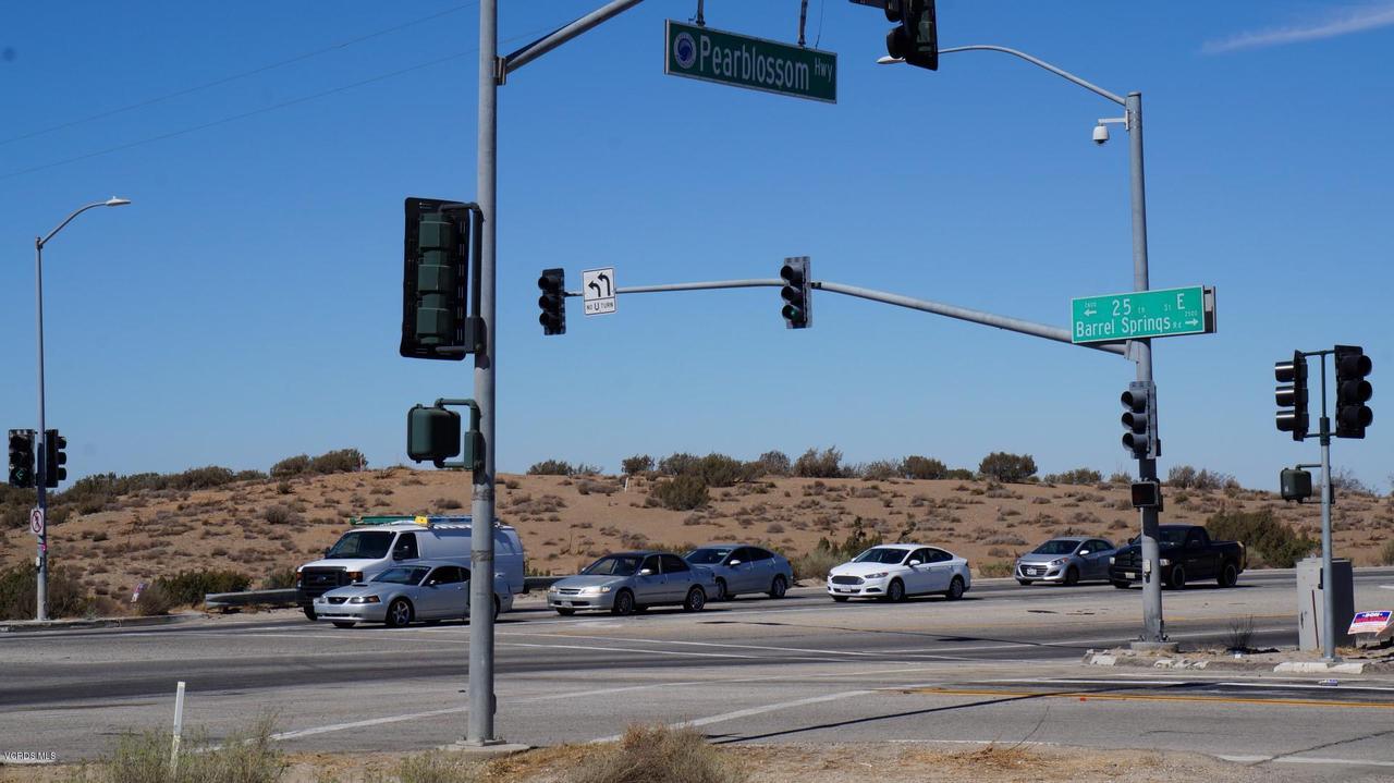 Pearblossom Hwy/25Th Street E - Photo 1