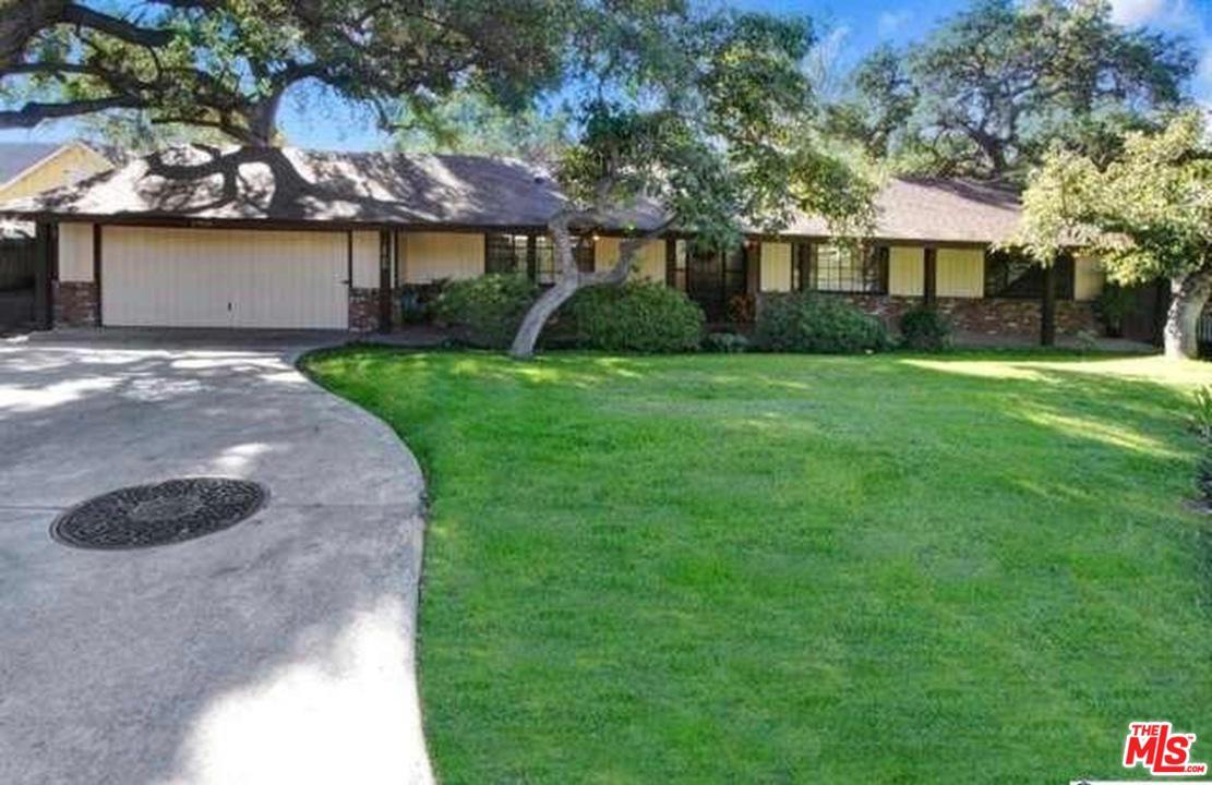 1708 Royal Oaks Drive - Photo 1