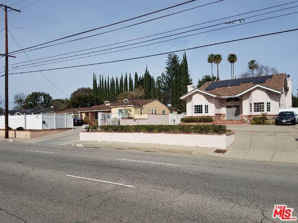 17425 Nordhoff Street - Photo 1