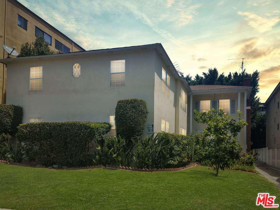 1640 Greenfield Avenue - Photo 1