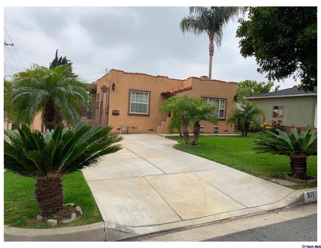 511 Sunset Drive - Photo 1