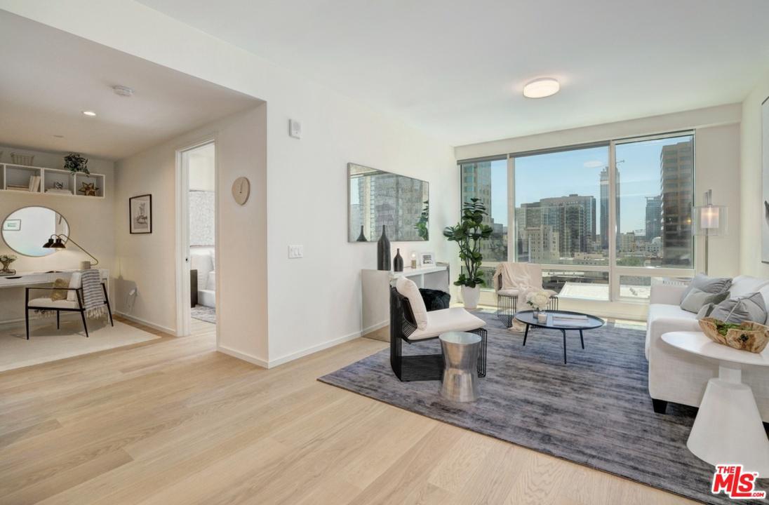 877 Francisco Street - Photo 1
