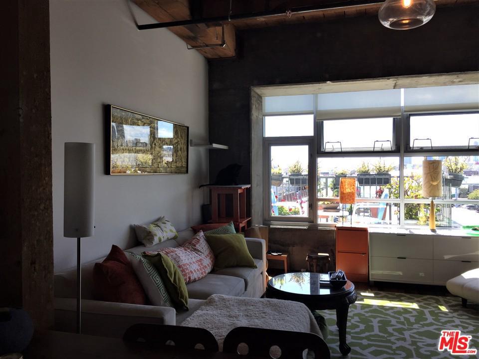 530 Hewitt Street - Photo 1