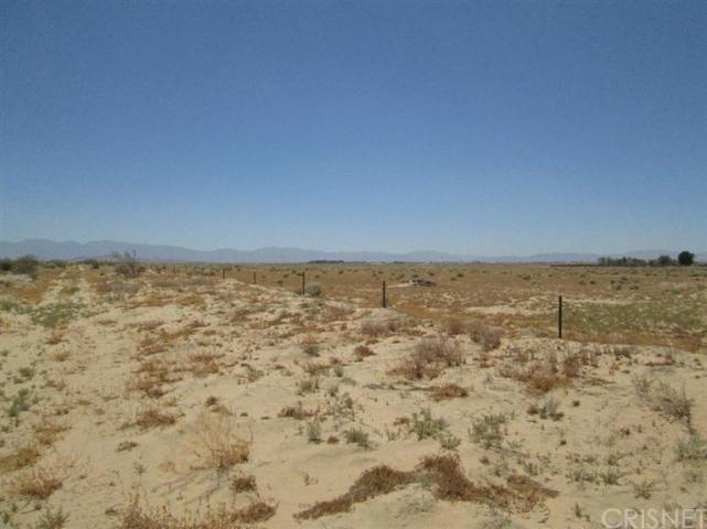 0 135 ST EAST & AVE E10 - Photo 1