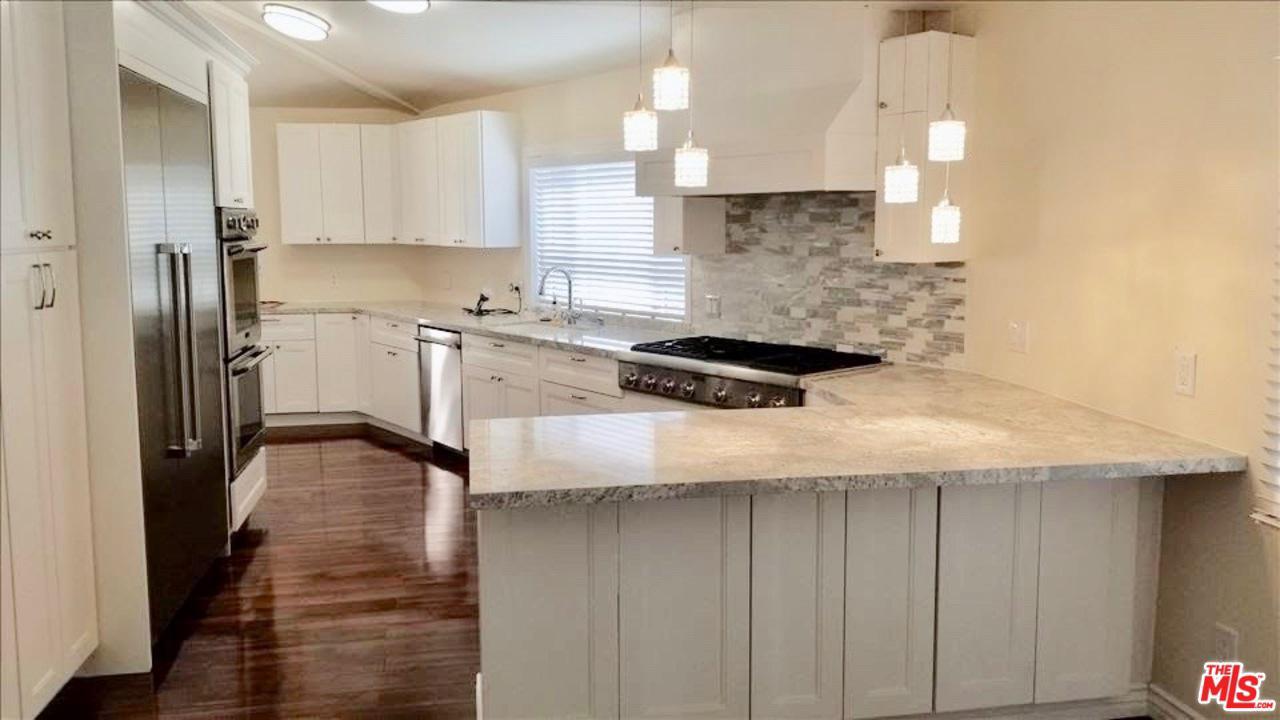 2718 Malcolm Avenue - Photo 1