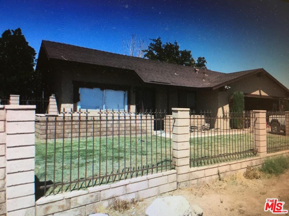 10704 Lee Avenue - Photo 1