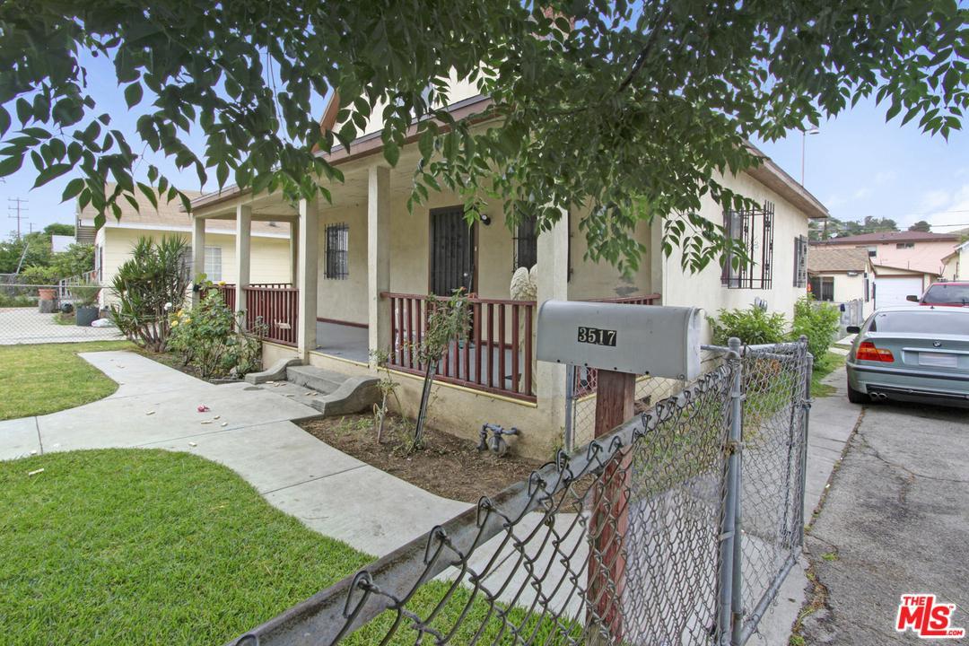 3517 Marmion Way - Photo 1