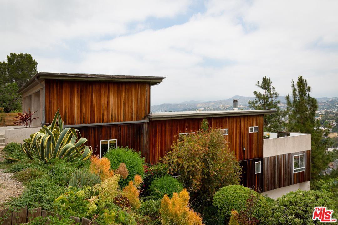 624 Cross Avenue - Photo 1