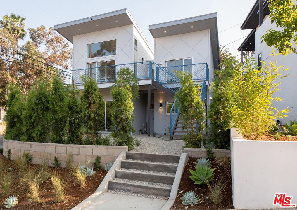 2220 Earl Street - Photo 1