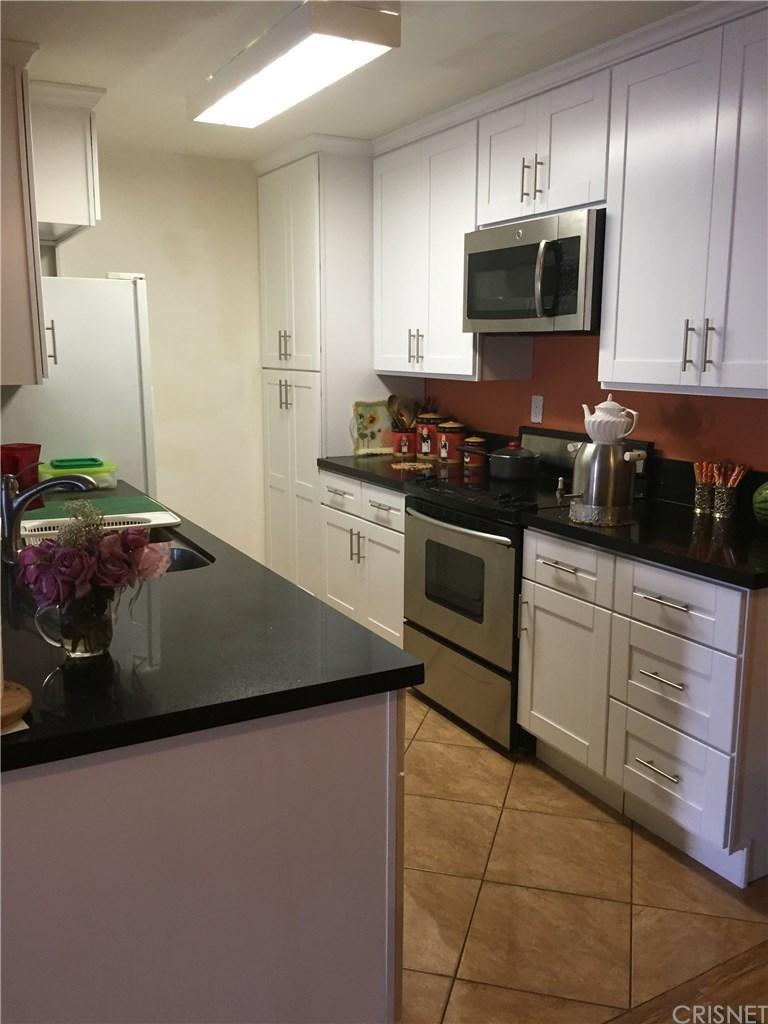 5334 Lindley Avenue - Photo 1