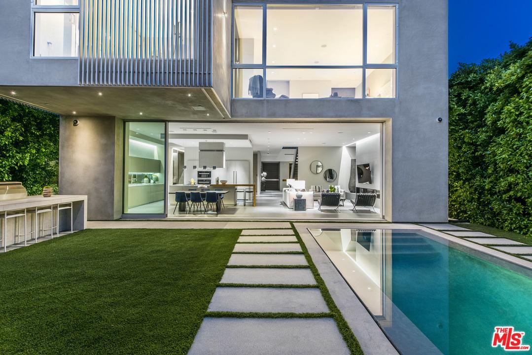 931 La Jolla Avenue - Photo 1
