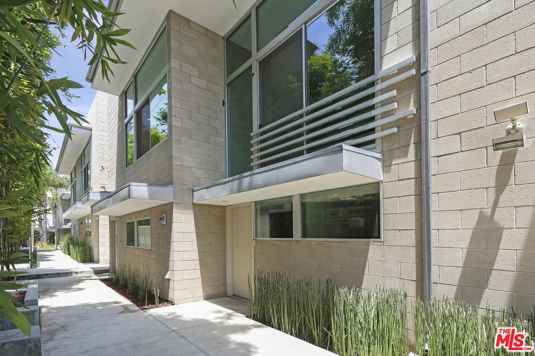 717 Highland Avenue - Photo 1