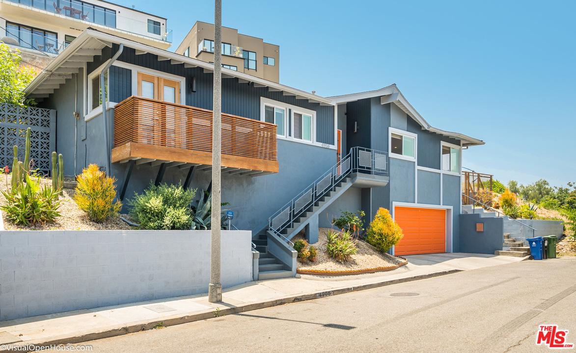4906 Ladd Avenue - Photo 1