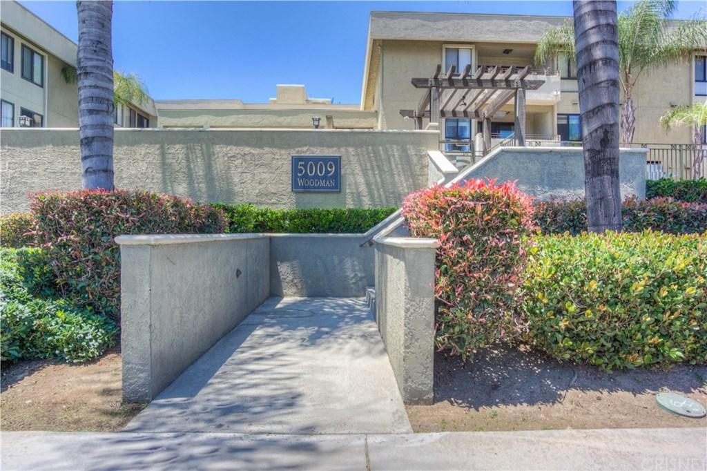 5009 Woodman Avenue - Photo 1
