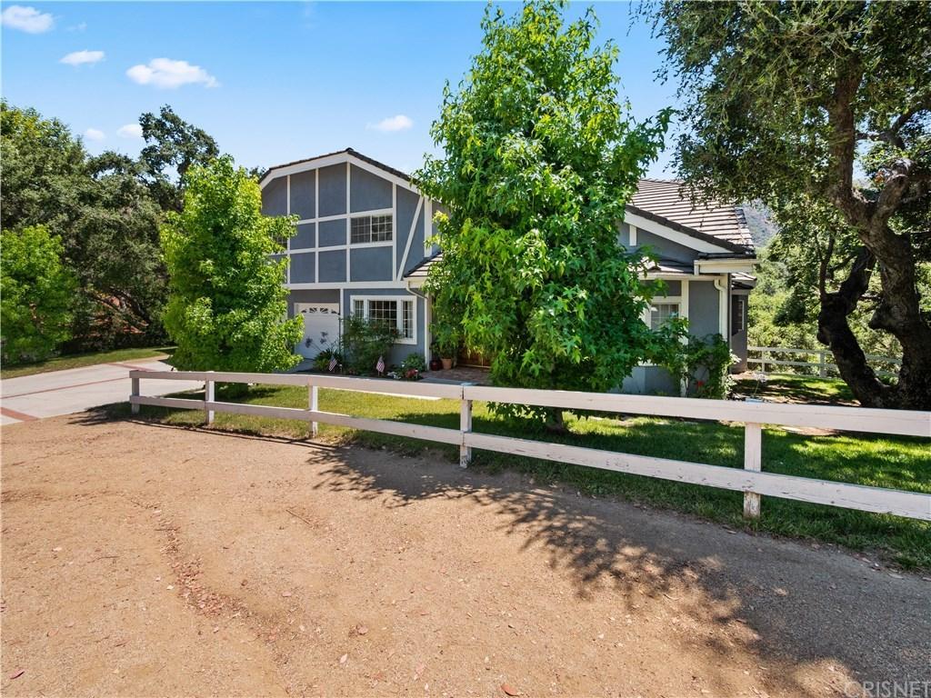 17 Hackamore Lane - Photo 1
