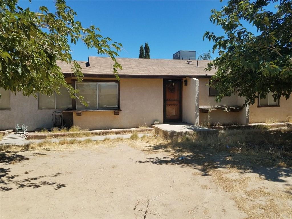 9205 Avenue Q12 - Photo 1