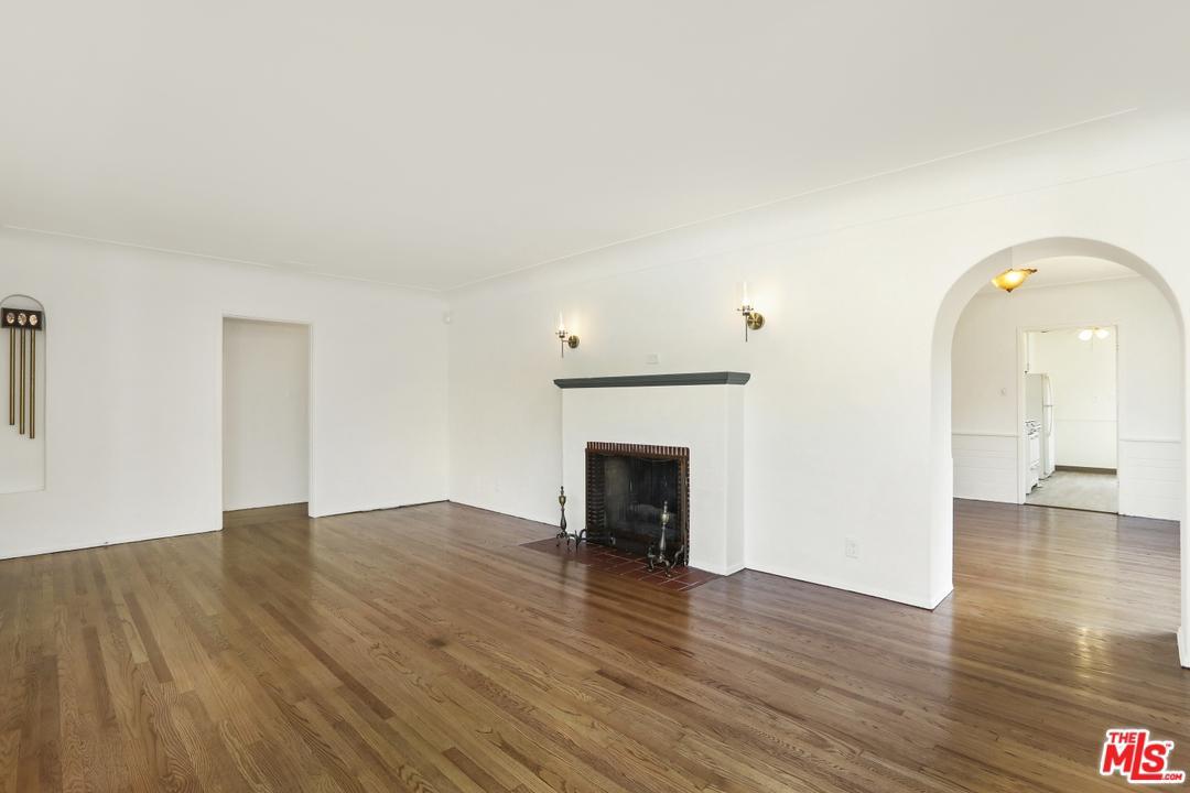 1636 Fremont Avenue - Photo 1