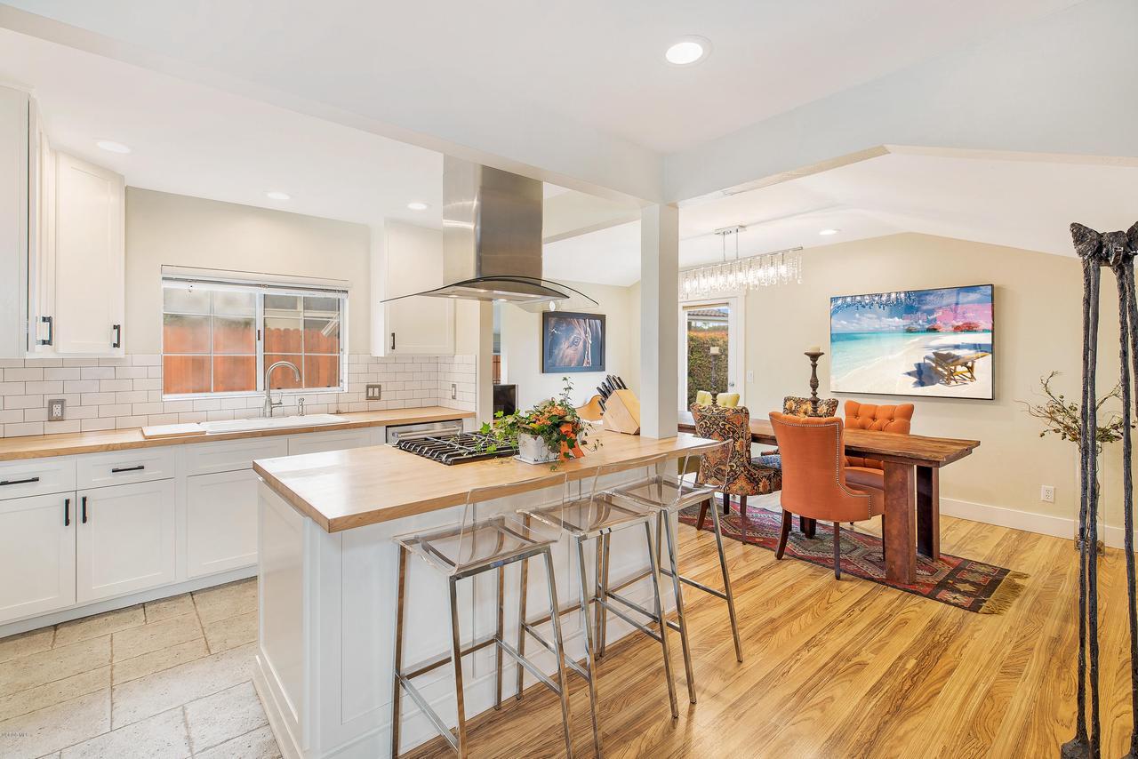 946 Concha Loma Drive - Photo 1
