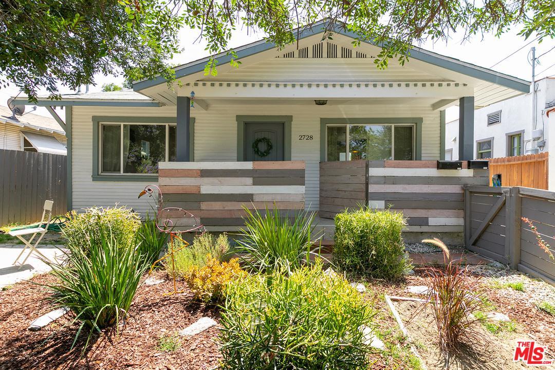 2726 Knox Avenue - Photo 1