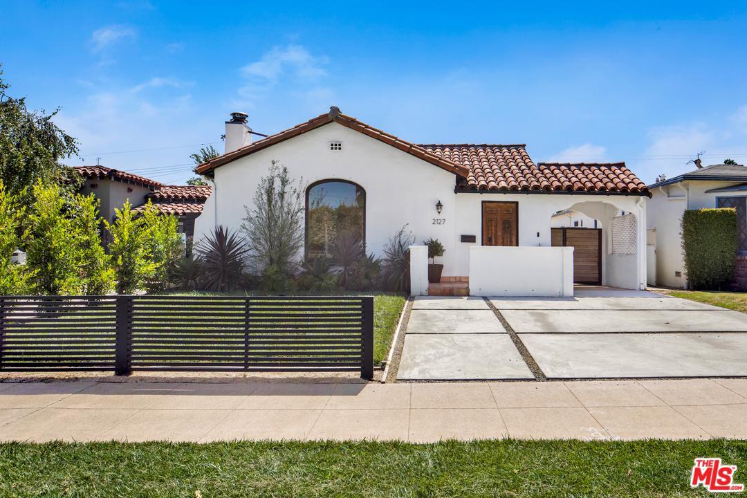 2127 Midvale Avenue - Photo 1