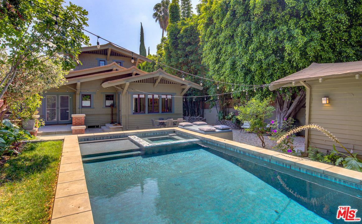 1521 Sierra Bonita Avenue - Photo 1