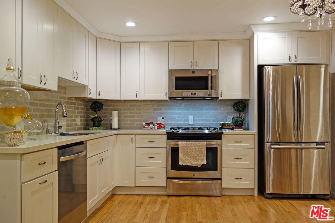 1940 Highland Avenue - Photo 1