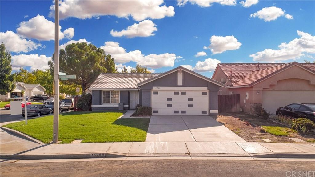 45728 Balmoral Court - Photo 1