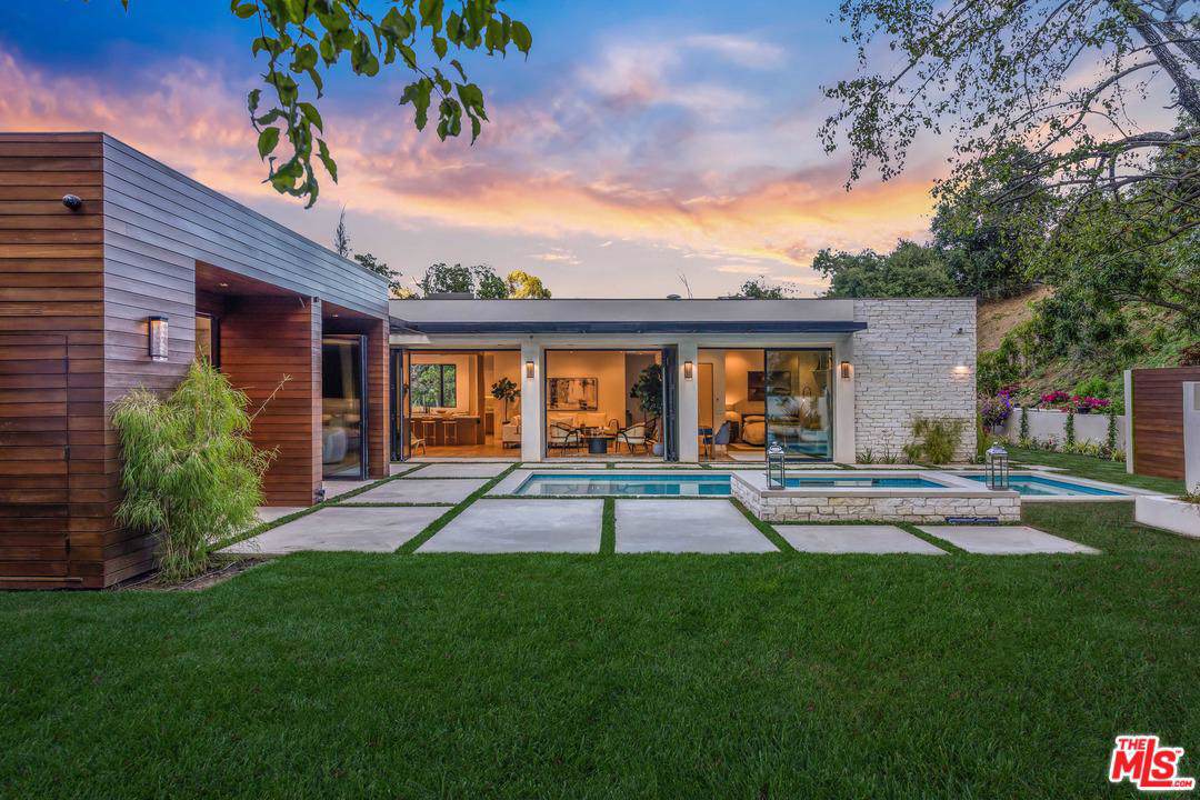 9988 Liebe Drive - Photo 1