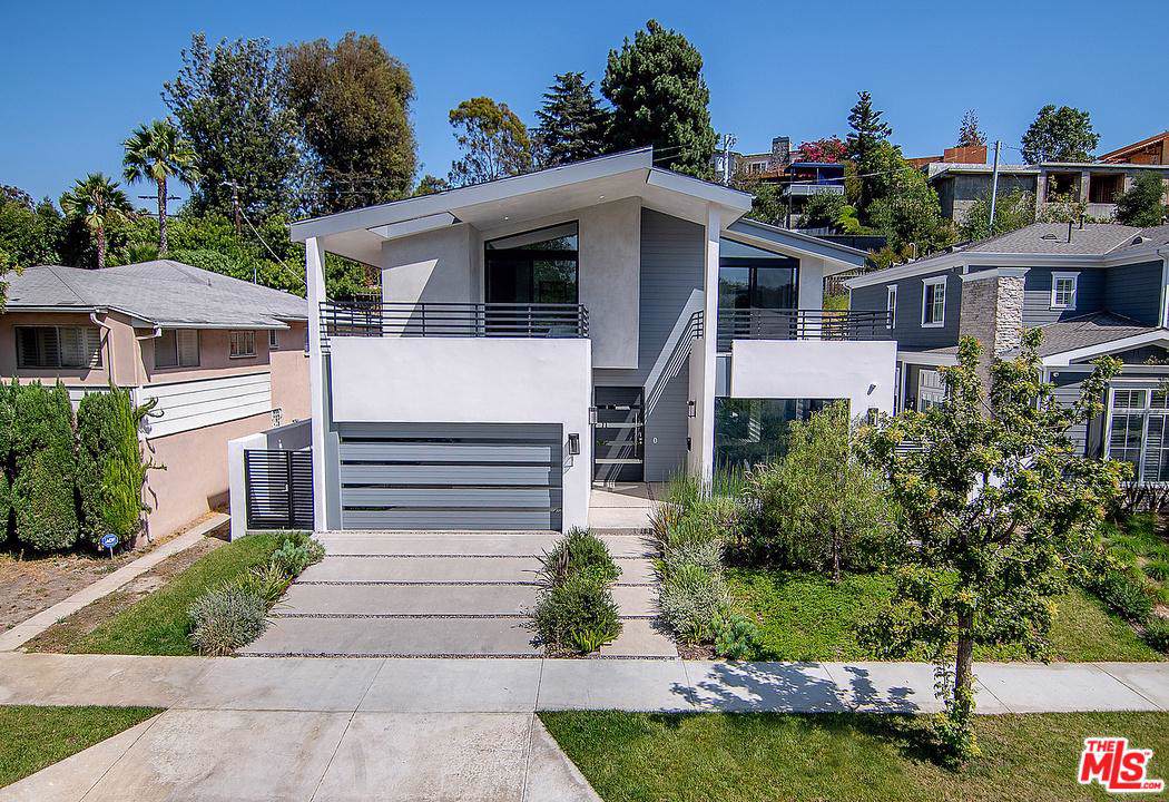 2122 Castle Heights Avenue - Photo 1