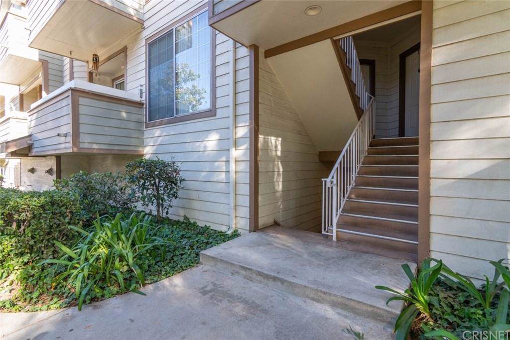 11150 Glenoaks Boulevard - Photo 1