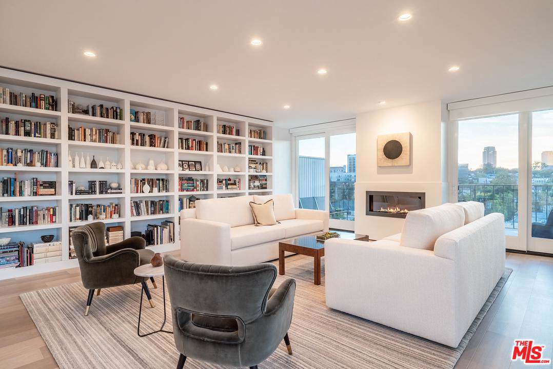 450 Maple Drive - Photo 1